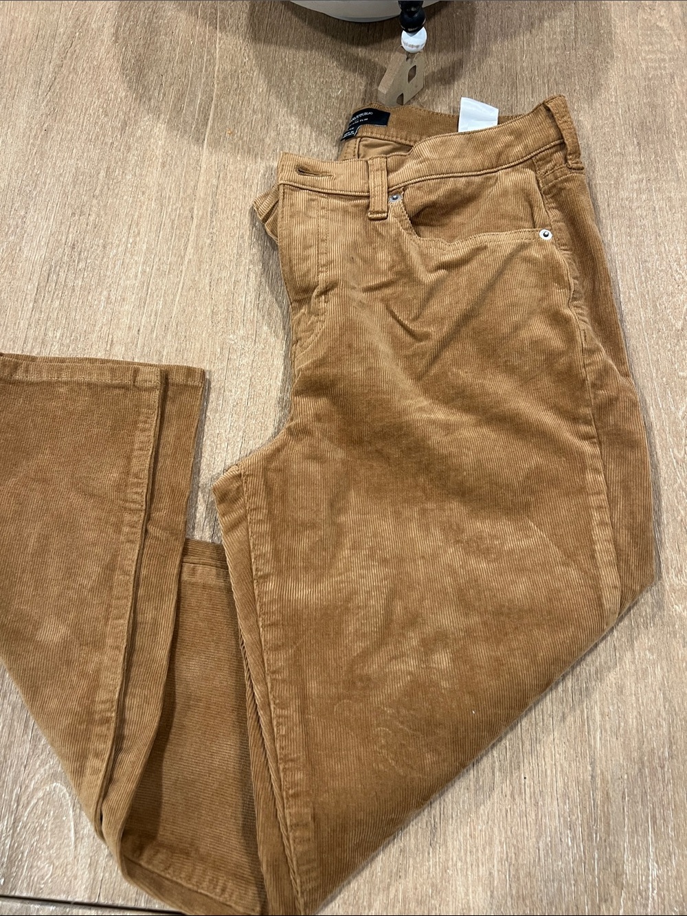 Women’s Banana Republic  Corduroy Pants in Tan